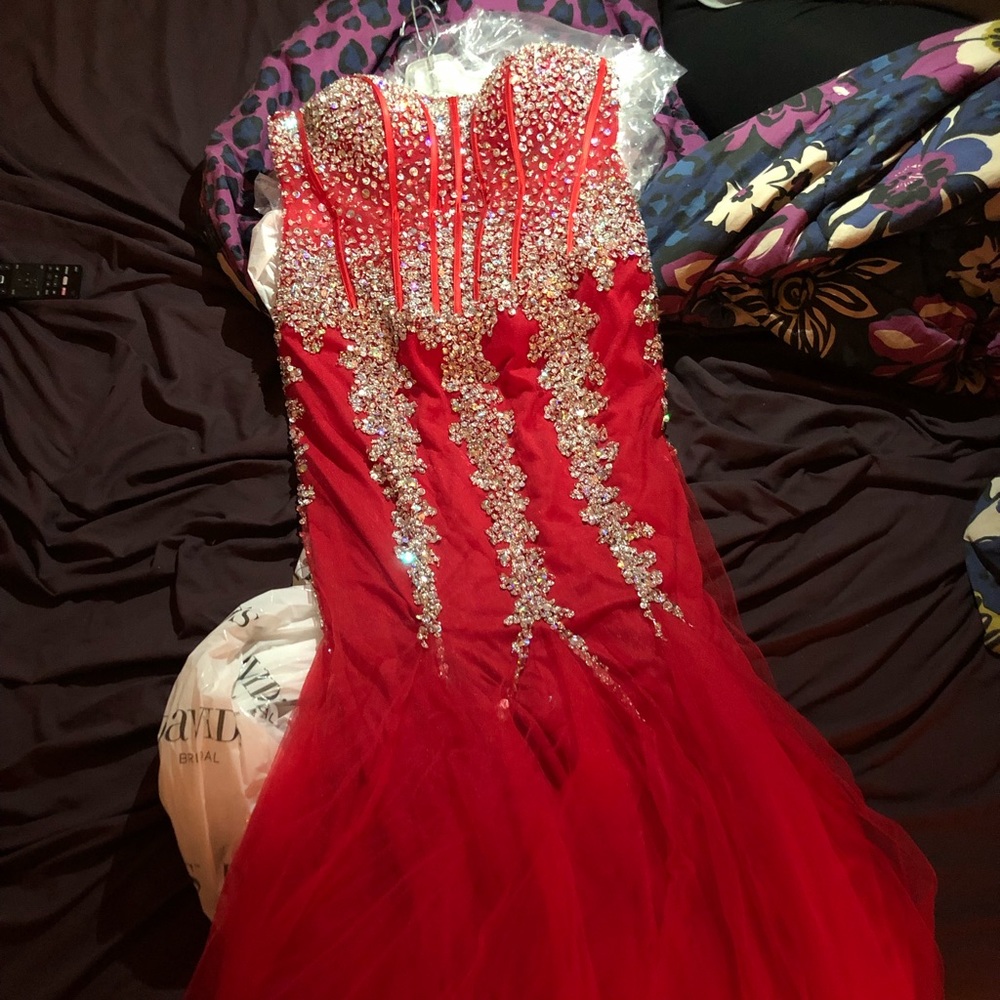Prom dress - Picture 3 of 5